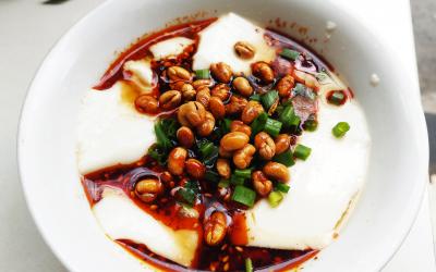 學(xué)做豆腐腦找哪家好？特色小吃豆腐腦怎么做？