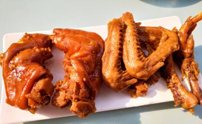  成都鹵菜技術培訓中心哪里專業(yè)？飄味緣從清水做起