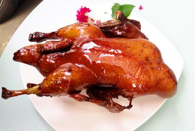 四川甜皮鴨鹵水技術(shù)培訓(xùn)哪里好？學(xué)員通過反復(fù)實(shí)際練習(xí)