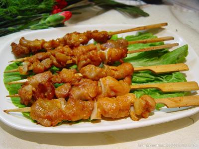 四川燒烤培訓(xùn)中心需要多少錢？適合于草創(chuàng)業(yè)者小本運(yùn)營(yíng)