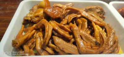 四川學(xué)鹵菜技術(shù)做法哪里好？鹵菜拌料的制作