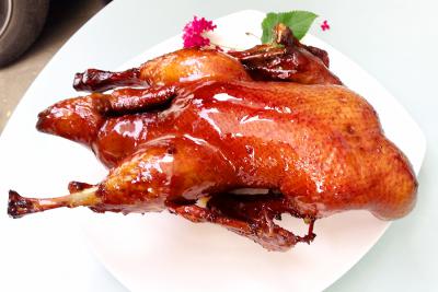 成都學(xué)甜皮鴨技術(shù)培訓(xùn)哪里好？餐飲技術(shù)培訓(xùn)老師一對一教學(xué)