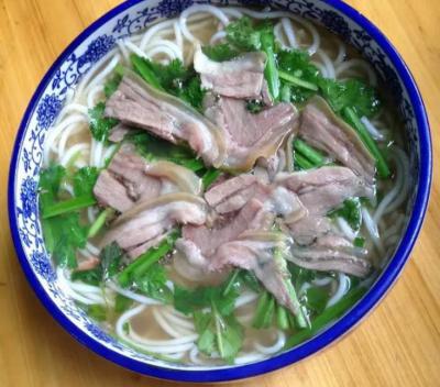 學(xué)做羊肉米線技術(shù)培訓(xùn)機(jī)構(gòu)哪里好？