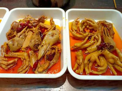 成都餐飲培訓費用，現(xiàn)撈鹵菜技術培訓學校哪家好？