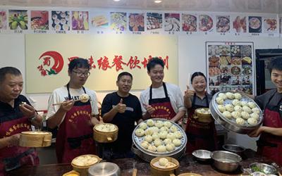 想學(xué)包子早餐技術(shù)哪里可以學(xué)？