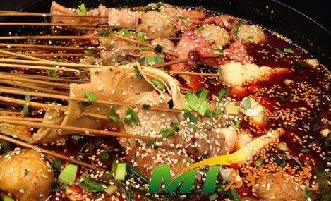 成都串串香培訓(xùn)班哪家好？培訓(xùn)成都串串冒菜多少錢？
