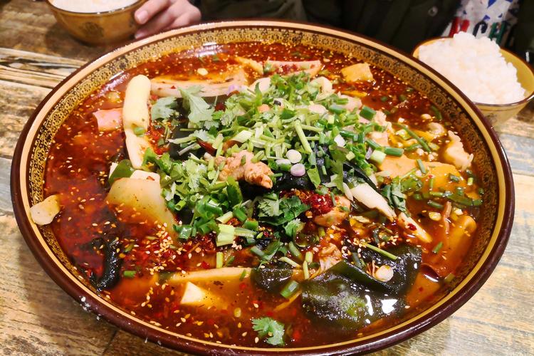 冒菜培訓(xùn)哪里學(xué)的好_培訓(xùn)冒菜學(xué)校_冒菜培訓(xùn)費